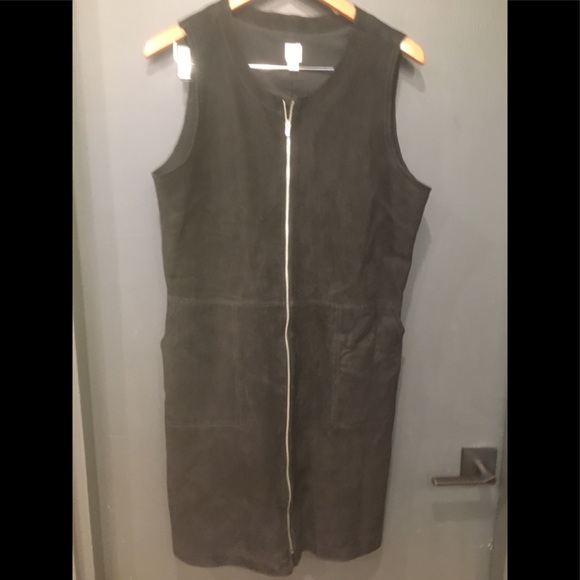 Gap Suede Leather Zip Dress. FLASH SALE $25  Today Only Oct 2 - Picture 3 of 8